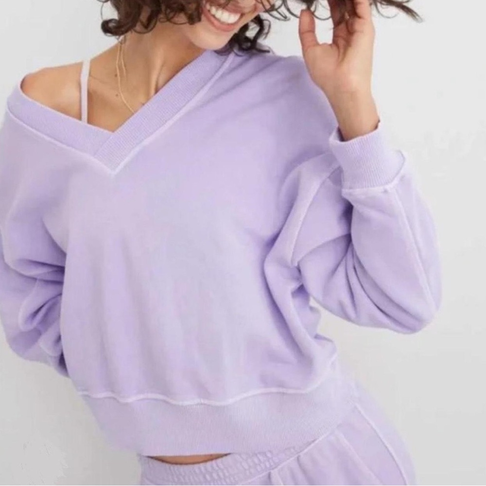 Aerie Lavender Cropped V-Neck Sweatshirt